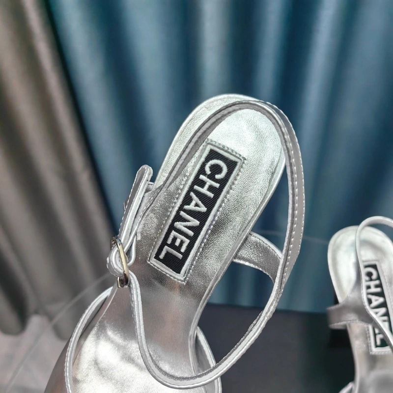 Elegant Chxnxl Sandals 128637