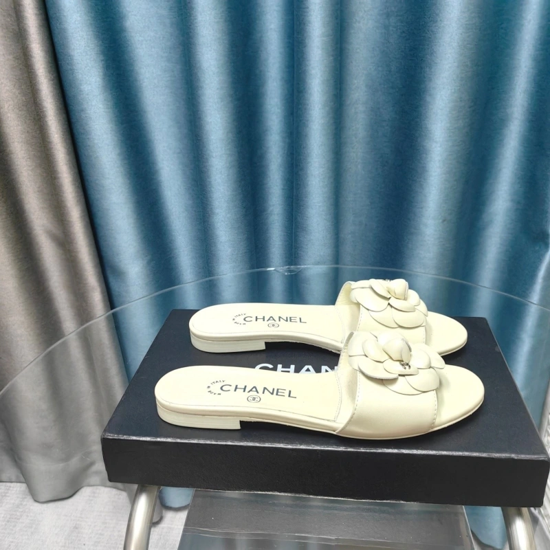 Chxnxl Slippers EyeCatching 128219