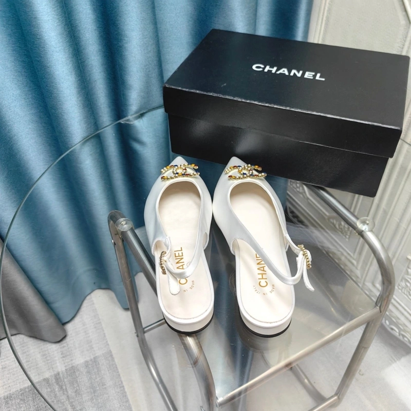 Classic Chxnxl Sandals 128620