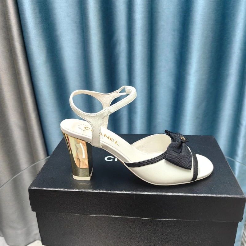 Trendsetting Chxnxl High Heels 129038