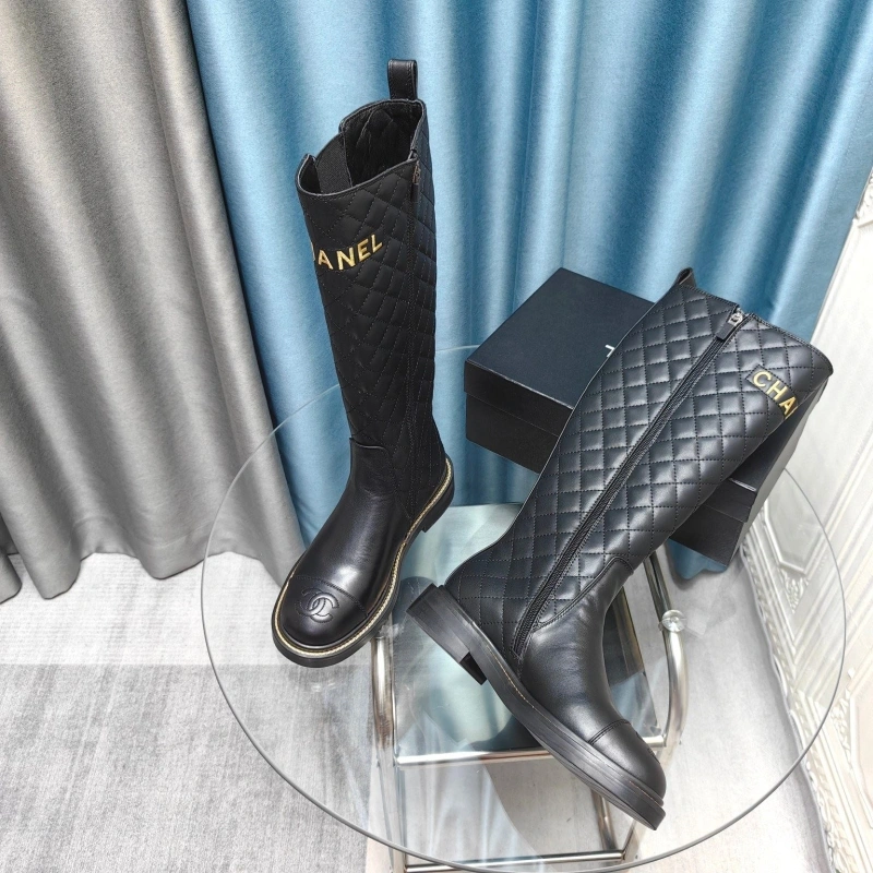 Sleek Chxnxl Boots 129732