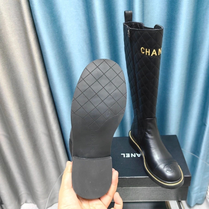 Sleek Chxnxl Boots 129732