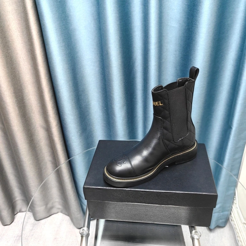Classic Chxnxl Boots 129734
