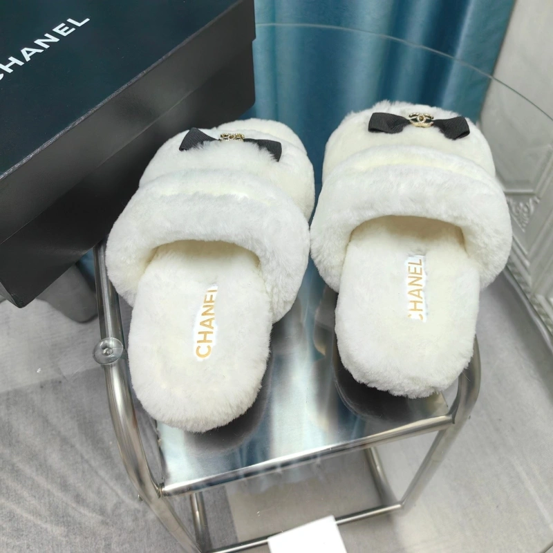 Practical Chxnxl Slippers 128200