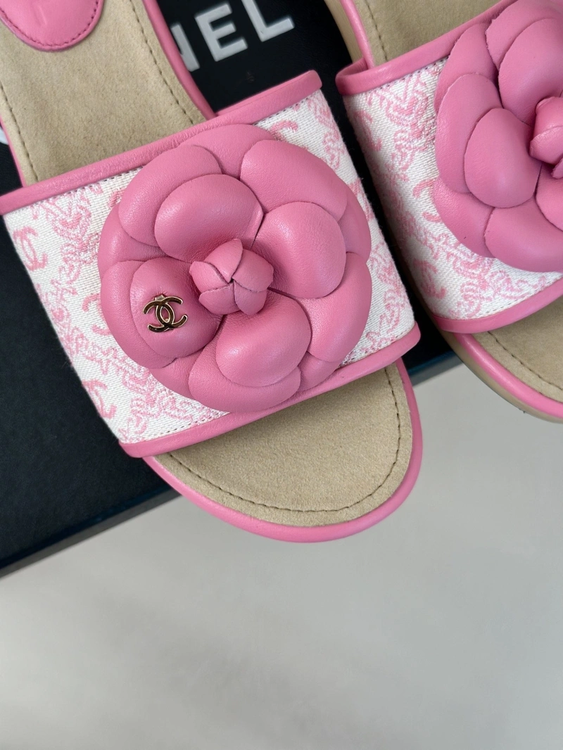 Sophisticated Chxnxl Slippers 128189