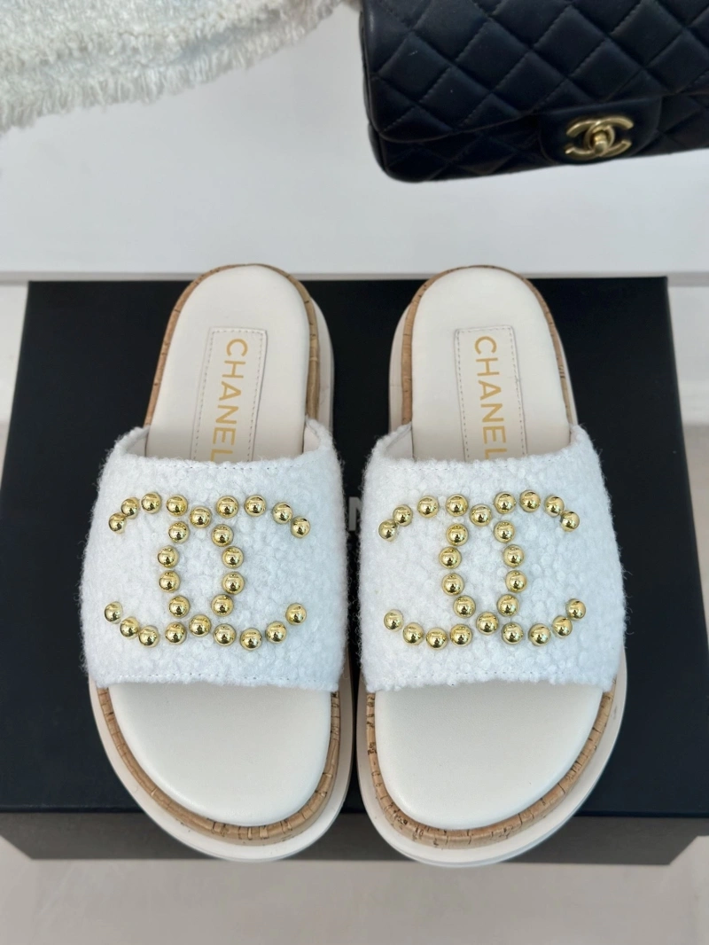 Affordable Chxnxl Slippers 128186