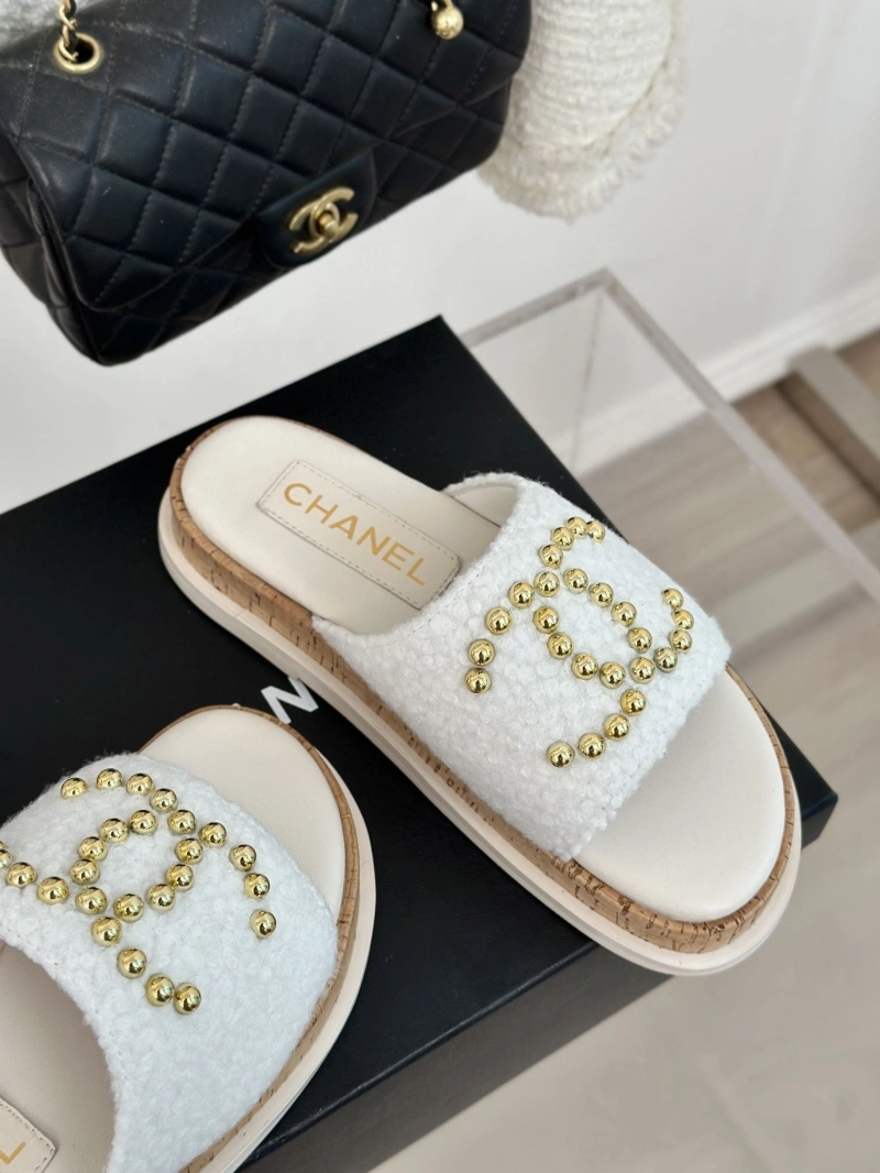 Affordable Chxnxl Slippers 128186