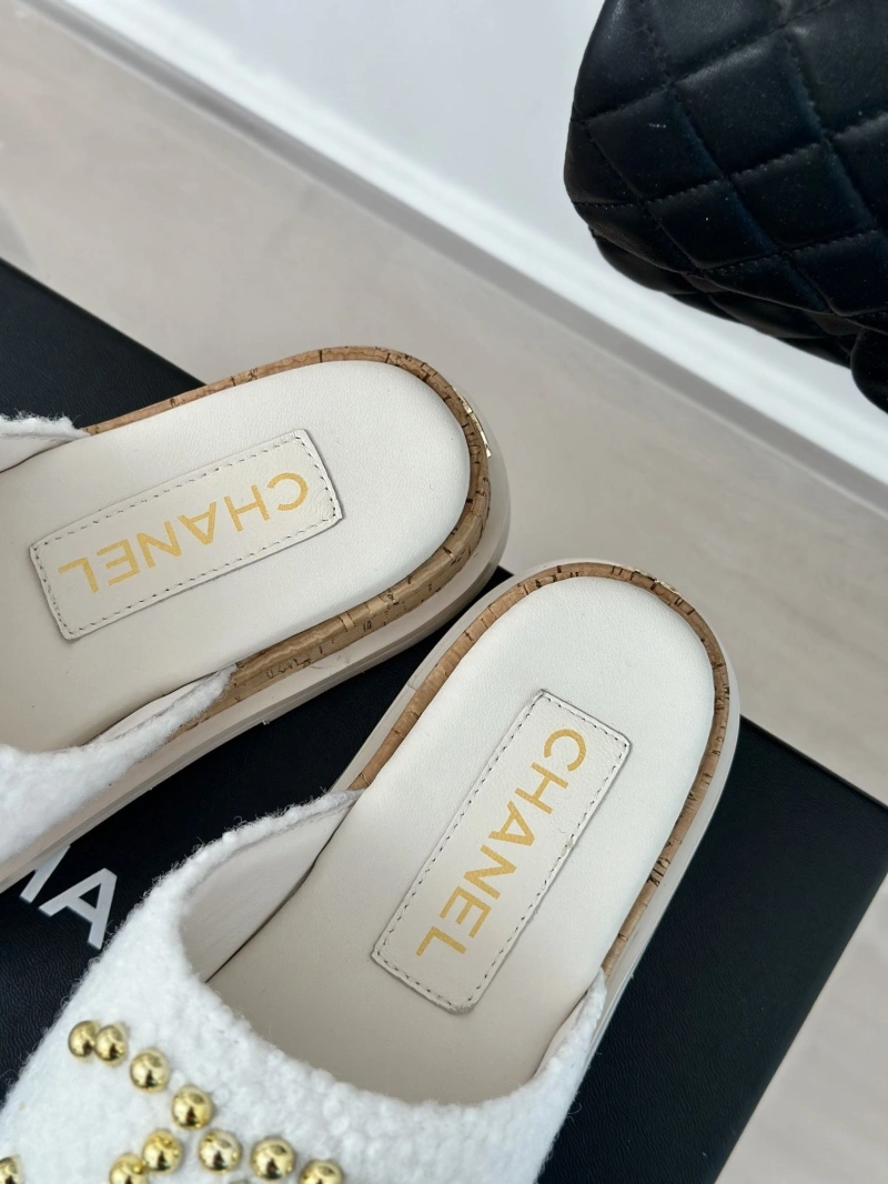 Affordable Chxnxl Slippers 128186