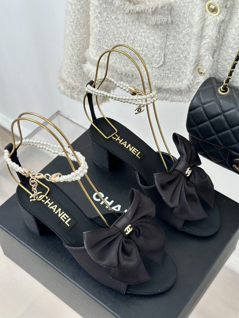 Trendy Chxnxl Sandals 128600