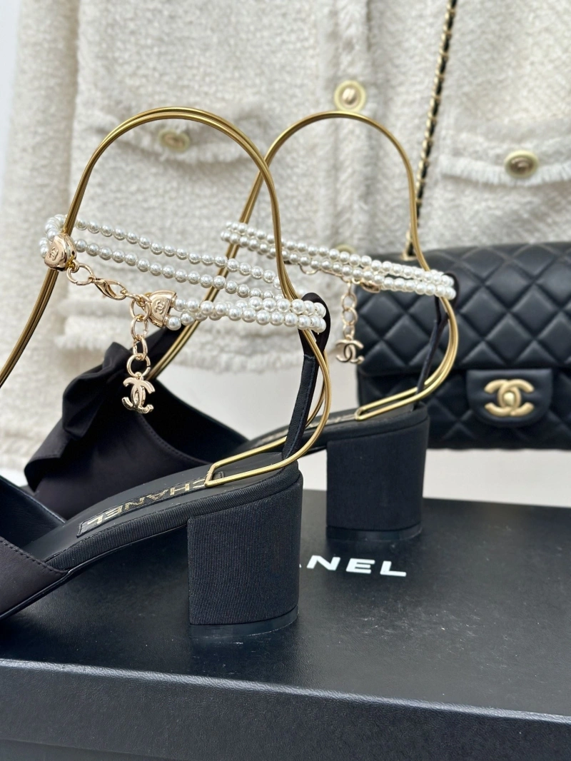 Trendy Chxnxl Sandals 128600