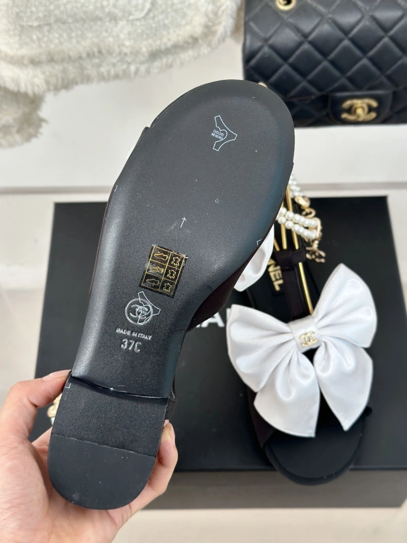 Efficient Chxnxl Sandals 128596
