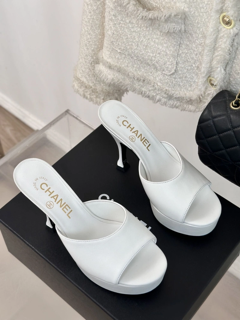 Cozy Chxnxl Slippers 128180