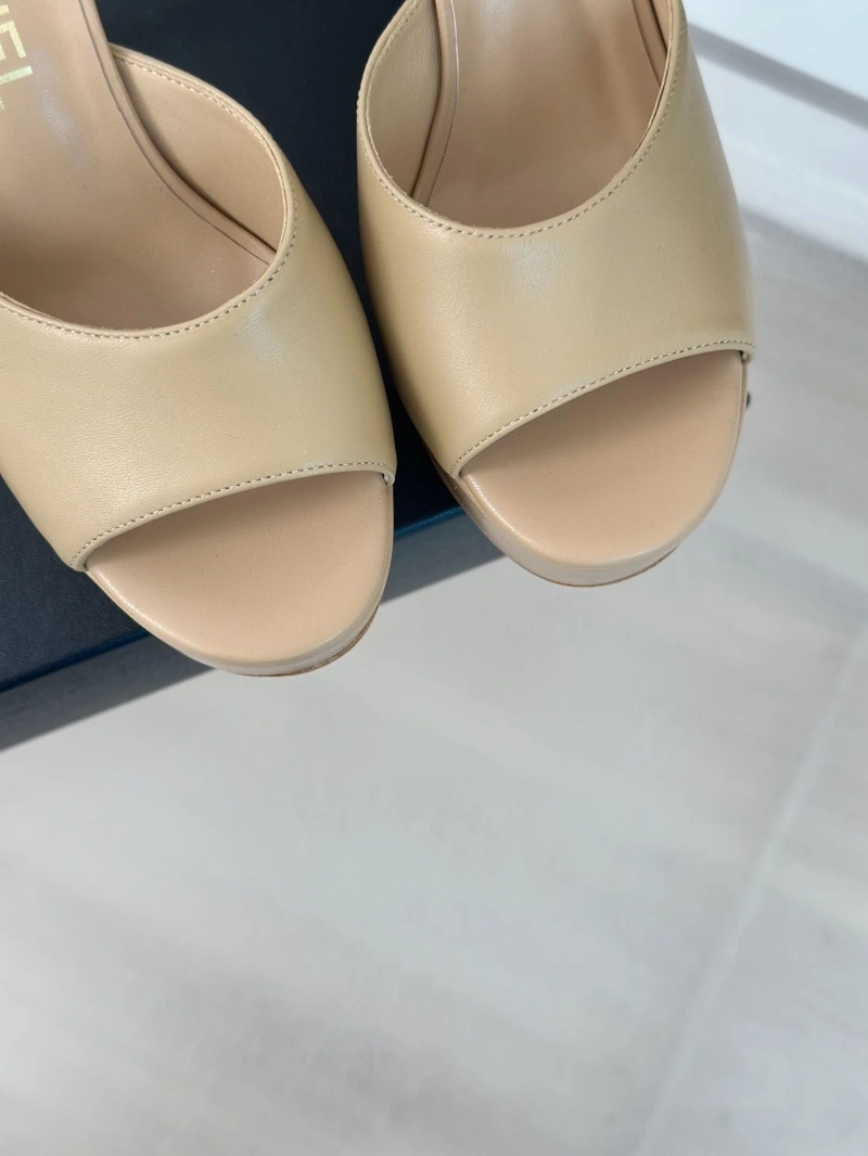 HighQuality Chxnxl Slippers 128178