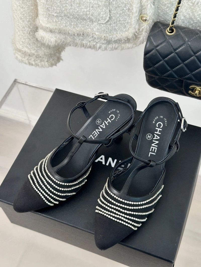 Chxnxl Sandals Bold 128593