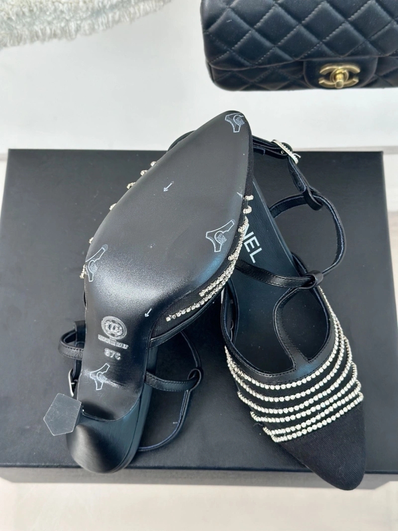 Chxnxl Sandals Bold 128593
