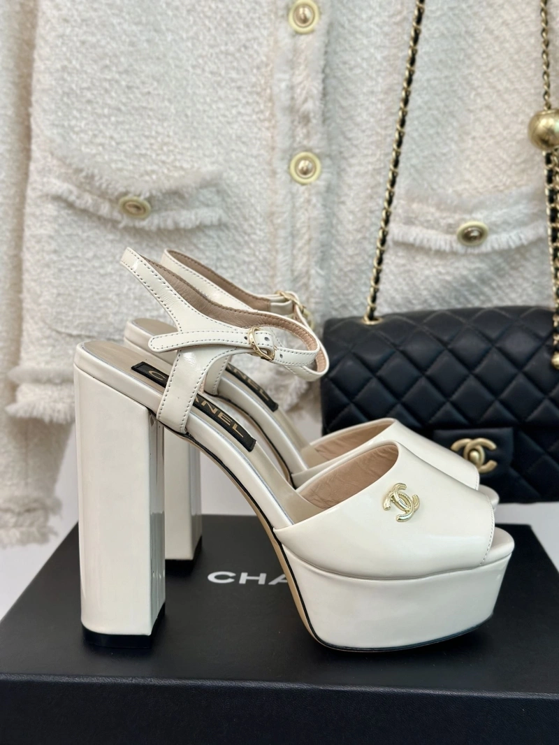Classic Chxnxl Sandals 128589