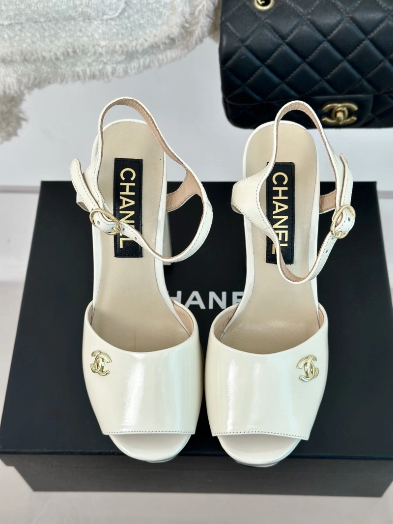 Classic Chxnxl Sandals 128589