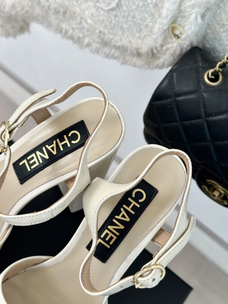 Classic Chxnxl Sandals 128589