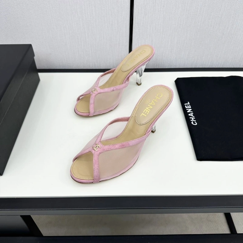 Unique Chxnxl Slippers 128171
