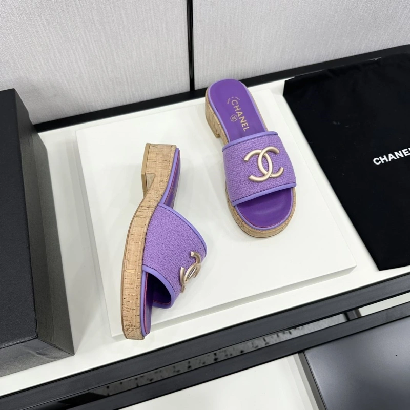 HighQuality Chxnxl Slippers 128172
