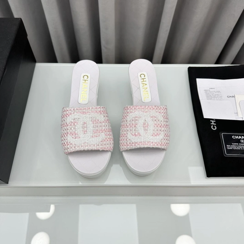 Refined Chxnxl Slippers 128159