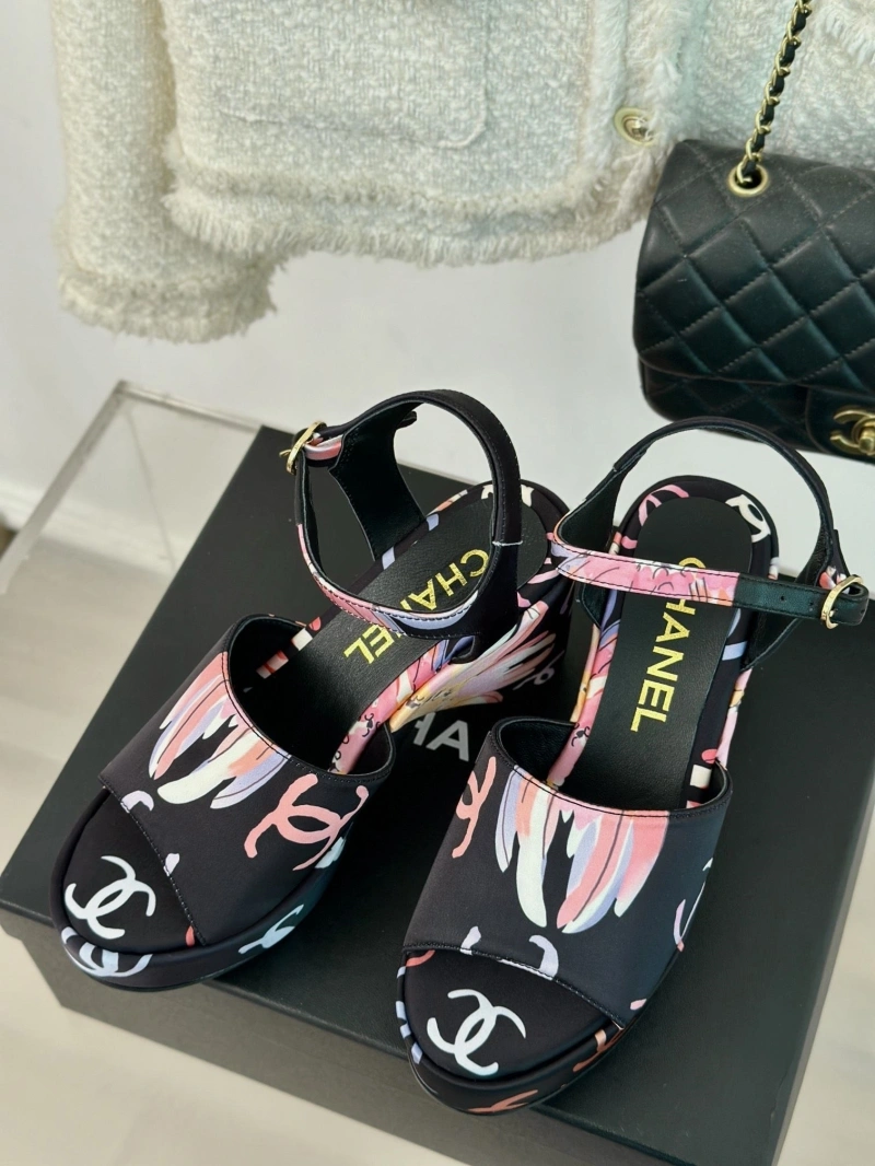 Bright Chxnxl Sandals 128577