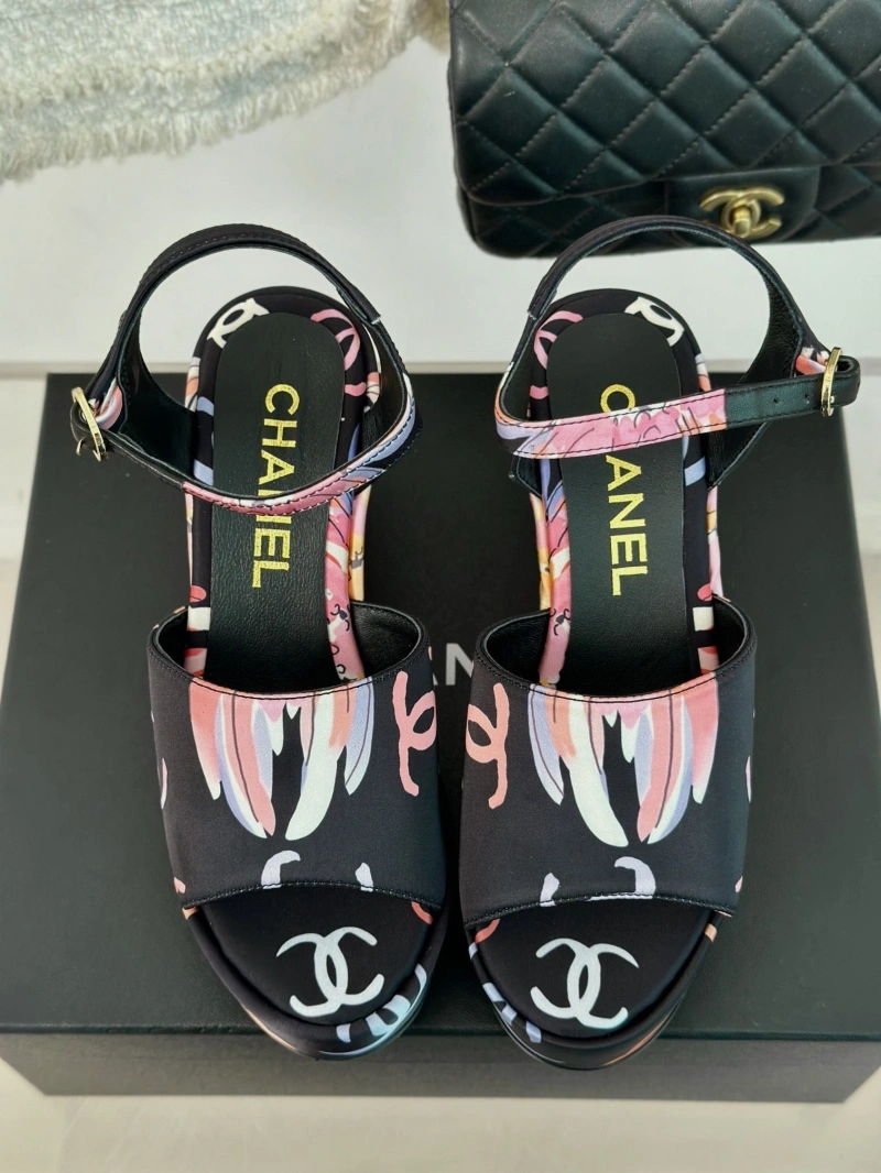 Bright Chxnxl Sandals 128577