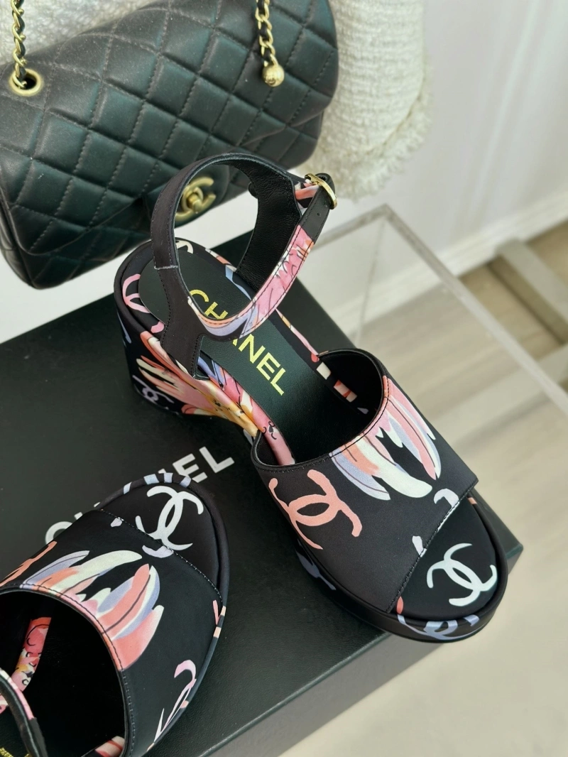 Bright Chxnxl Sandals 128577