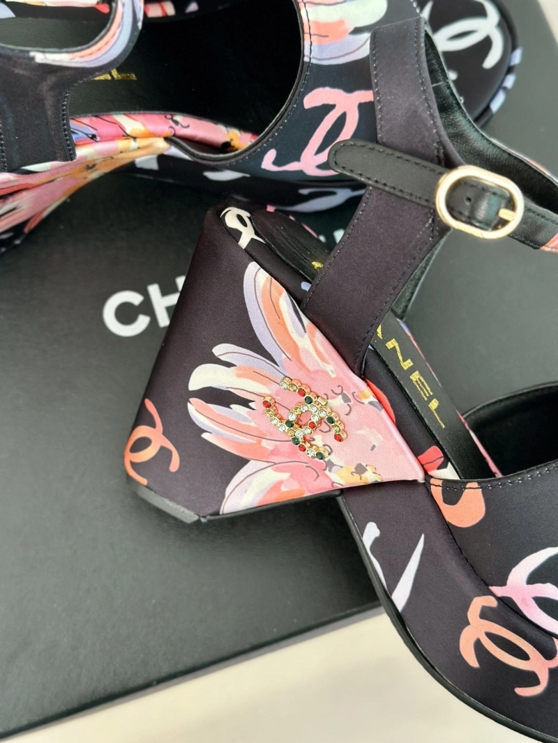 Bright Chxnxl Sandals 128577