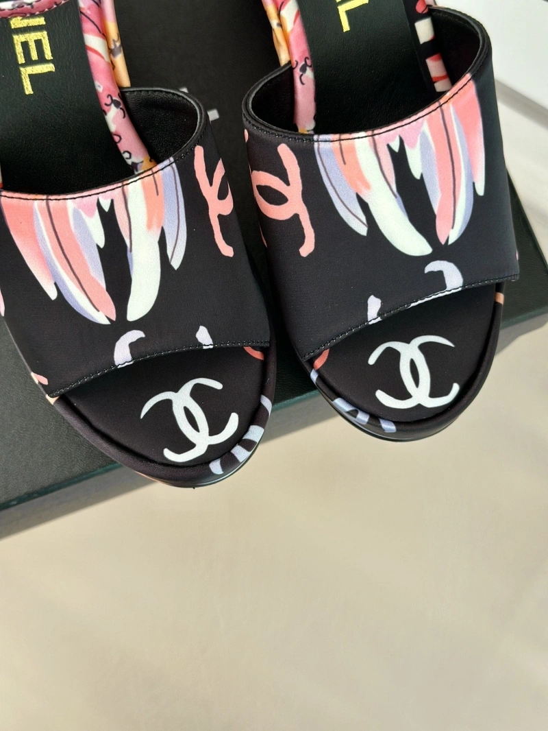 Bright Chxnxl Sandals 128577