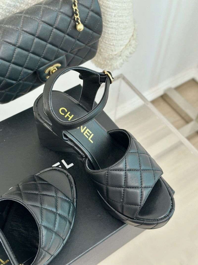 Sophisticated Chxnxl Sandals 128564