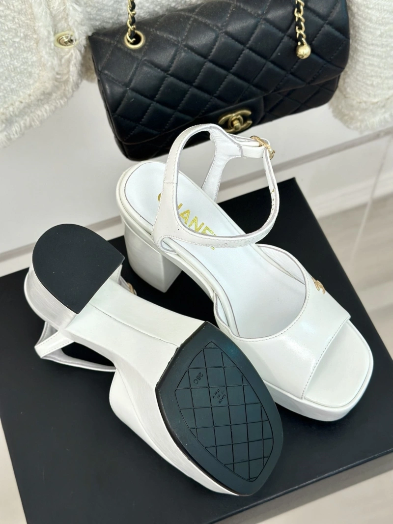 Classic Chxnxl Sandals 128567