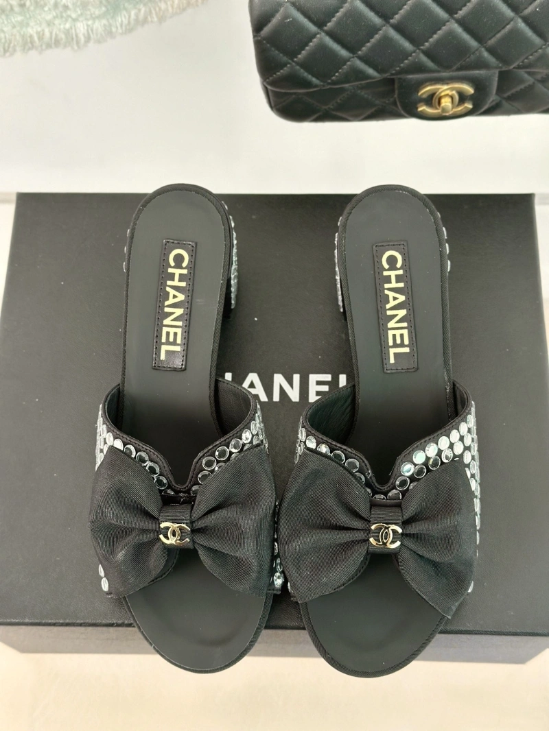 Fashionable Chxnxl Slippers 128147