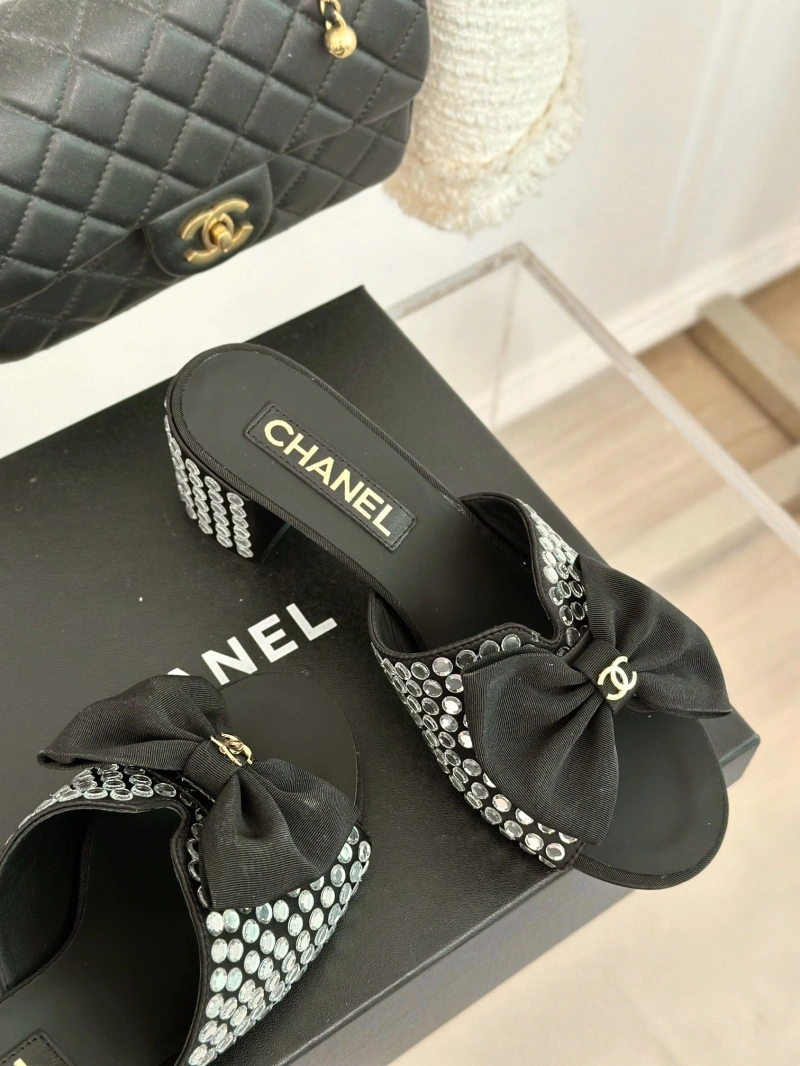 Fashionable Chxnxl Slippers 128147