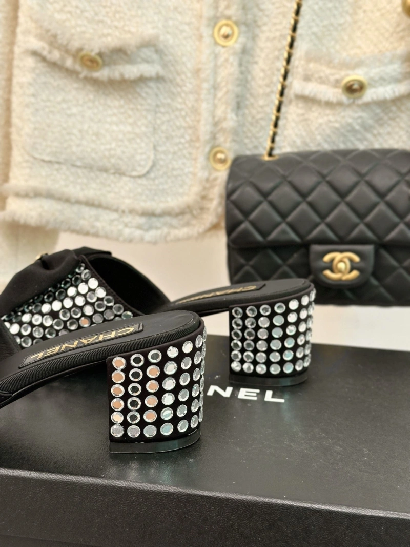 Fashionable Chxnxl Slippers 128147