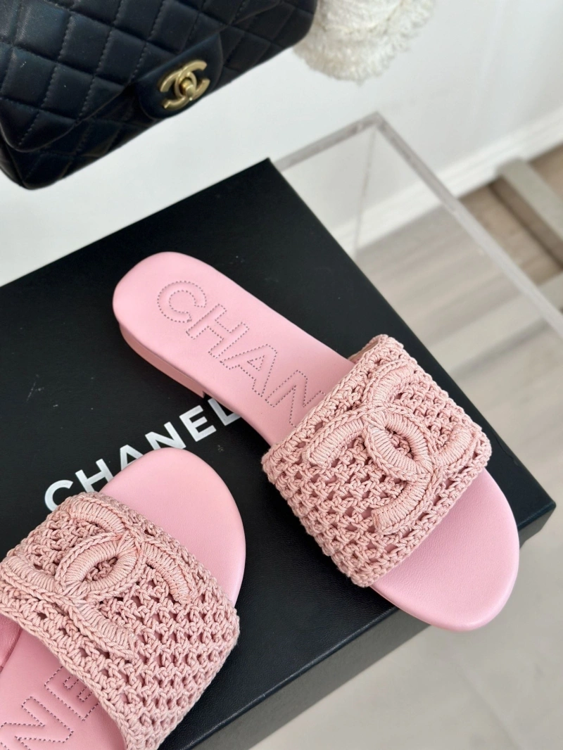 Sophisticated Chxnxl Slippers 128144