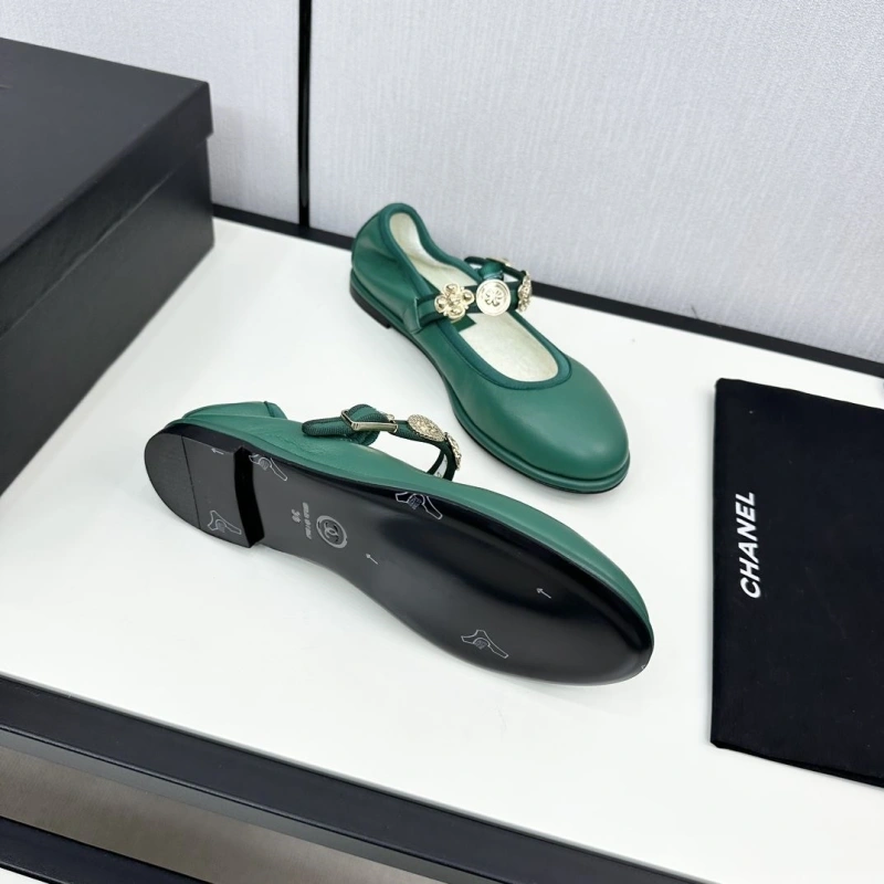 Fashionable Chxnxl Flat Shoes 129189