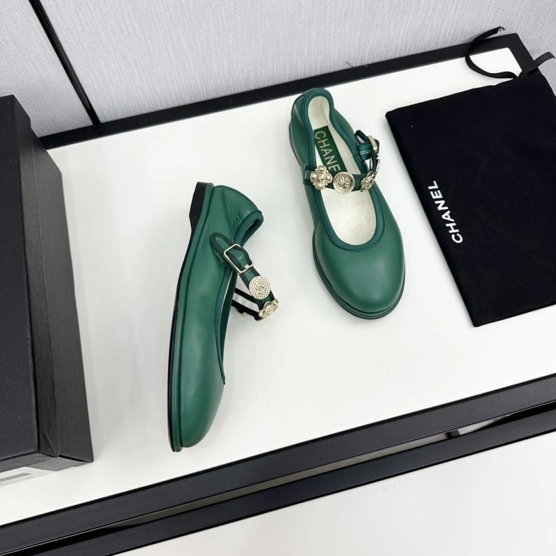 Fashionable Chxnxl Flat Shoes 129189