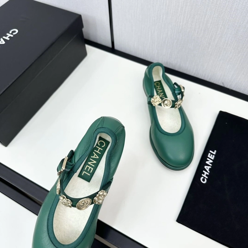 Fashionable Chxnxl Flat Shoes 129189