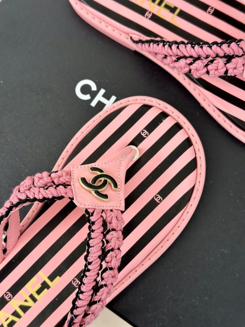 Efficient Chxnxl Slippers 128141