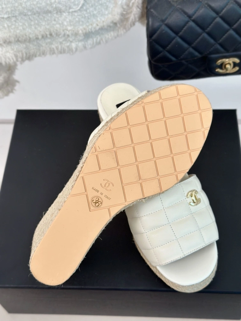 Comfortable Chxnxl Sandals 128552