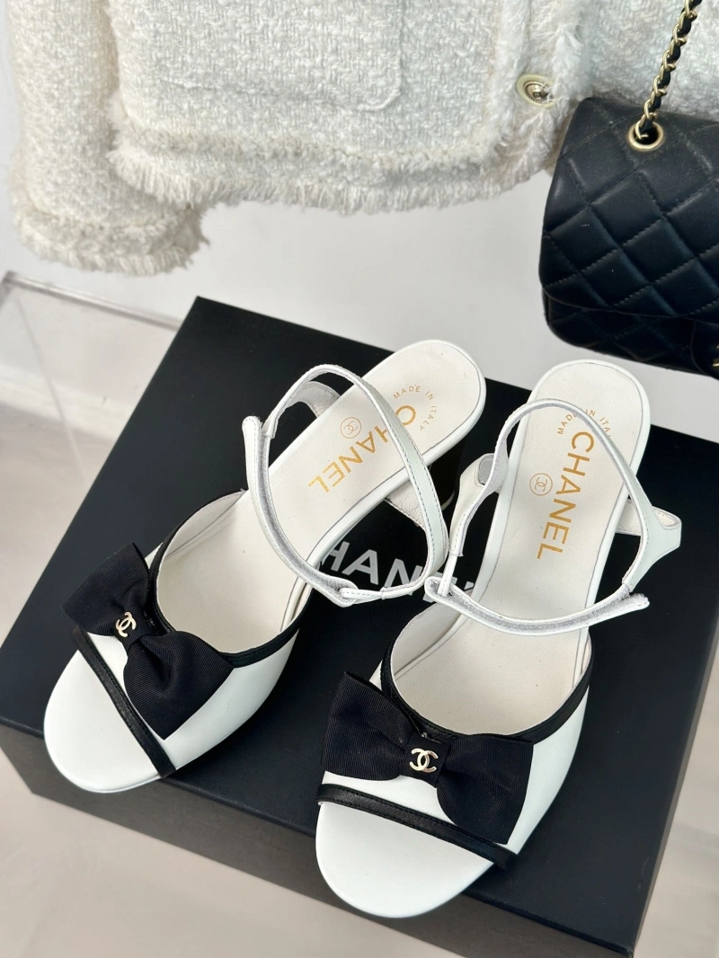 Flexible Chxnxl Sandals 128544