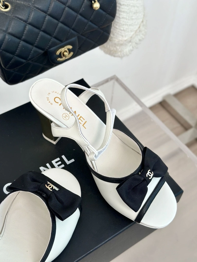 Flexible Chxnxl Sandals 128544