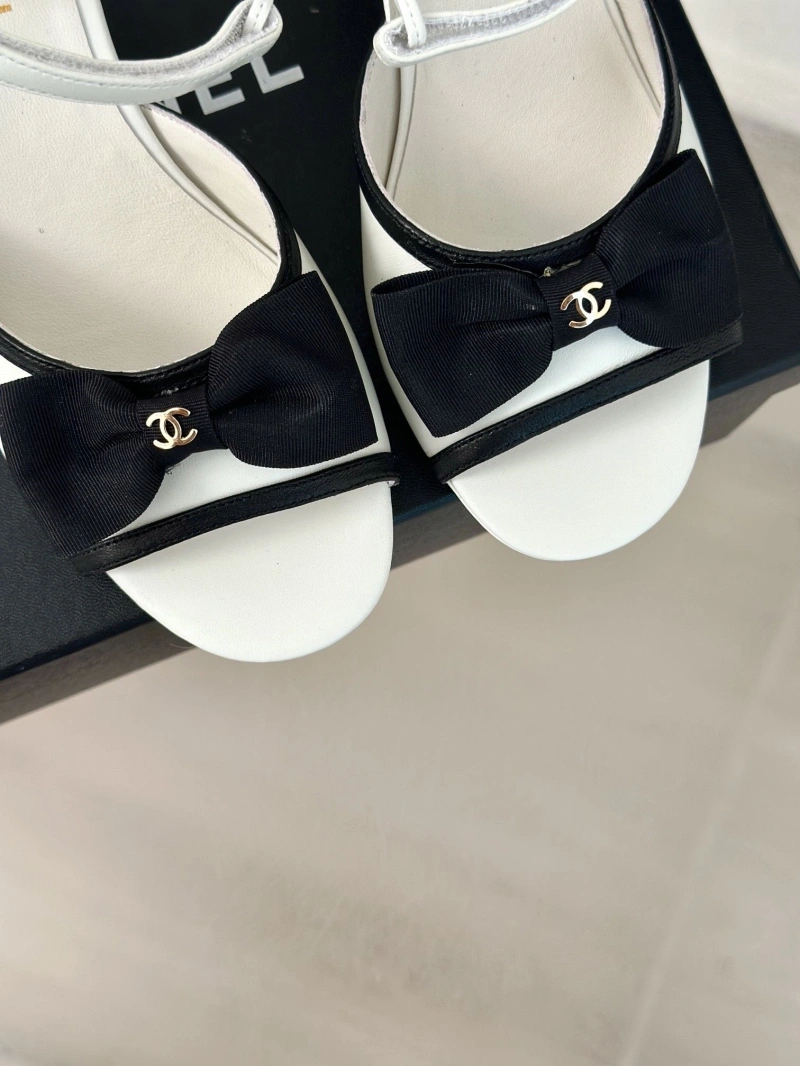 Flexible Chxnxl Sandals 128544
