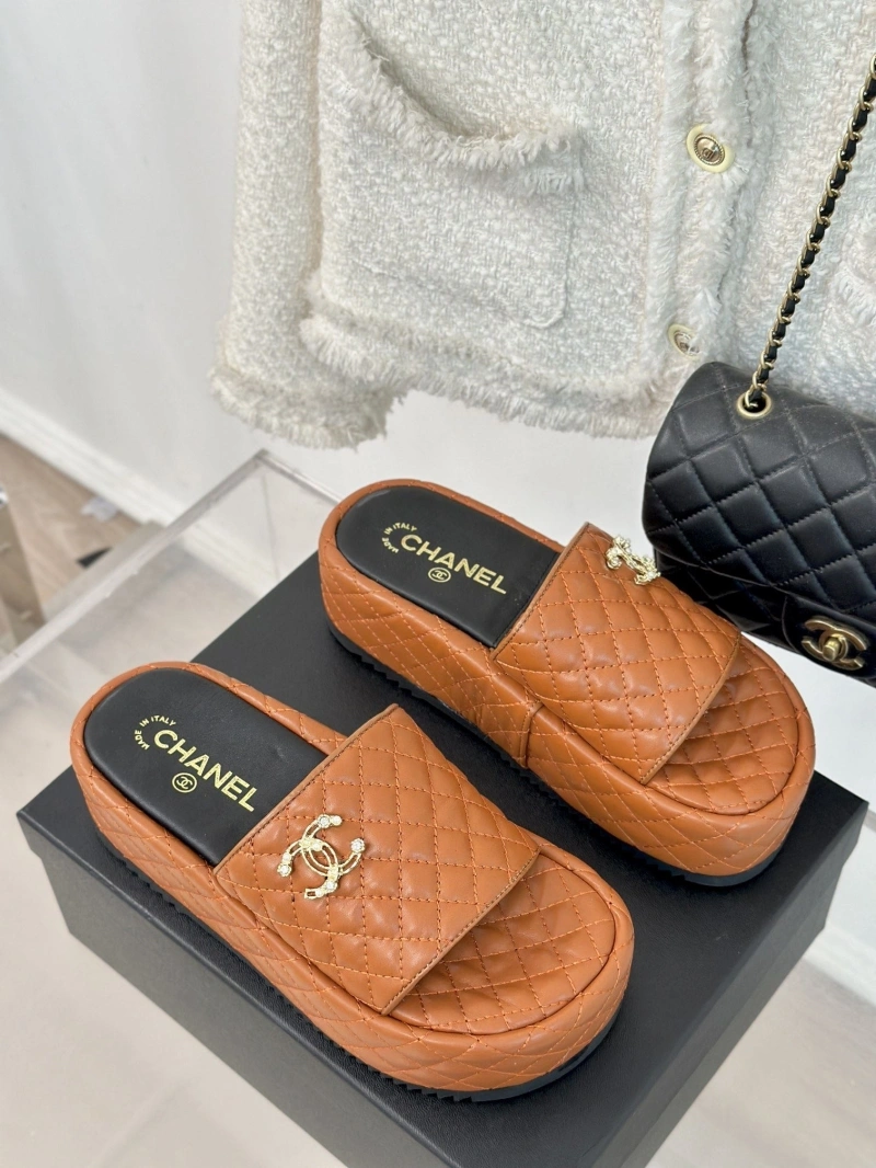 StreetReady Chxnxl Slippers 128136