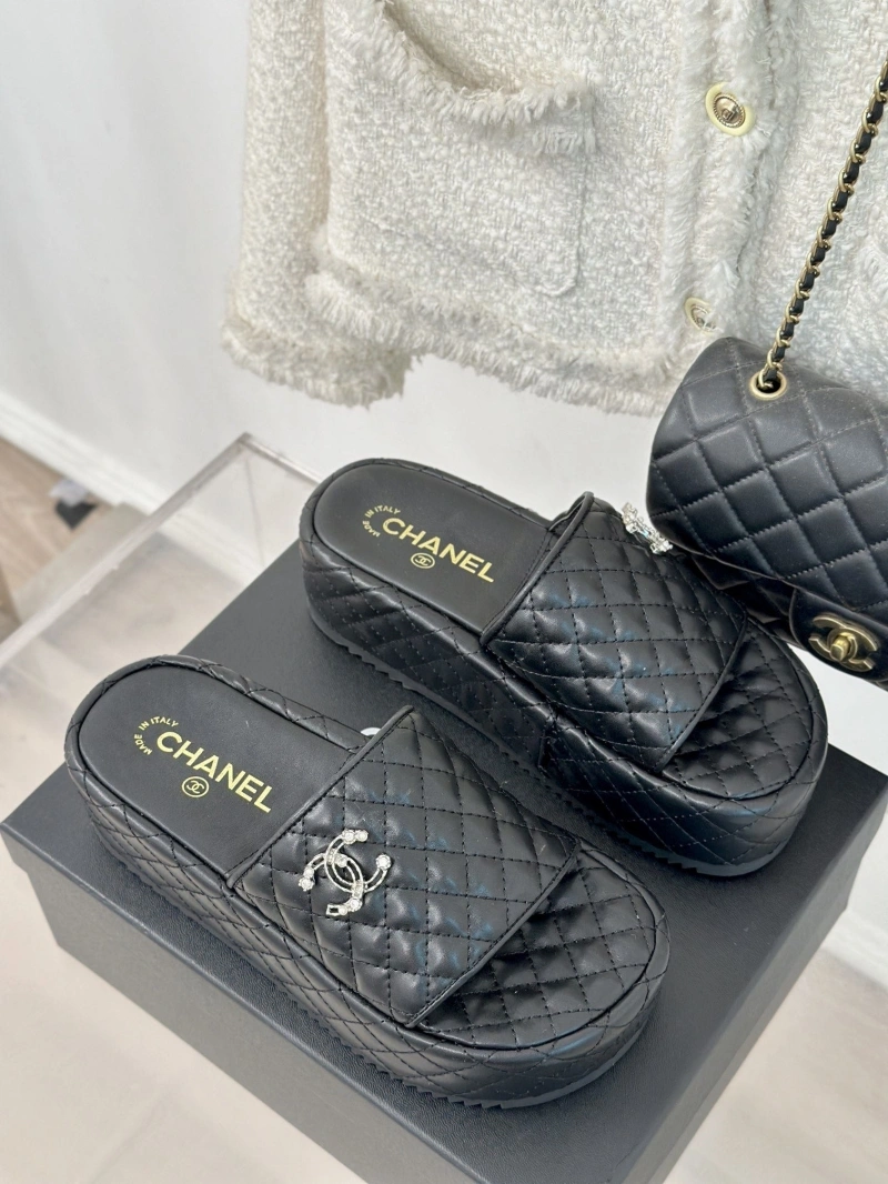Cozy Chxnxl Slippers 128134
