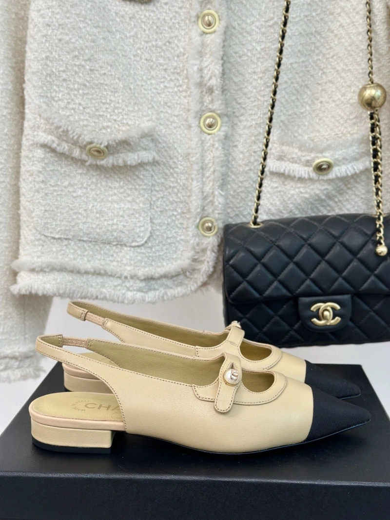 Efficient Chxnxl Sandals 128543