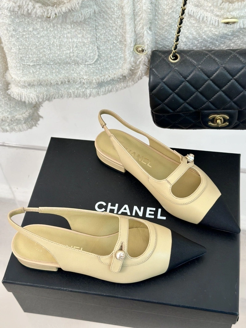 Efficient Chxnxl Sandals 128543