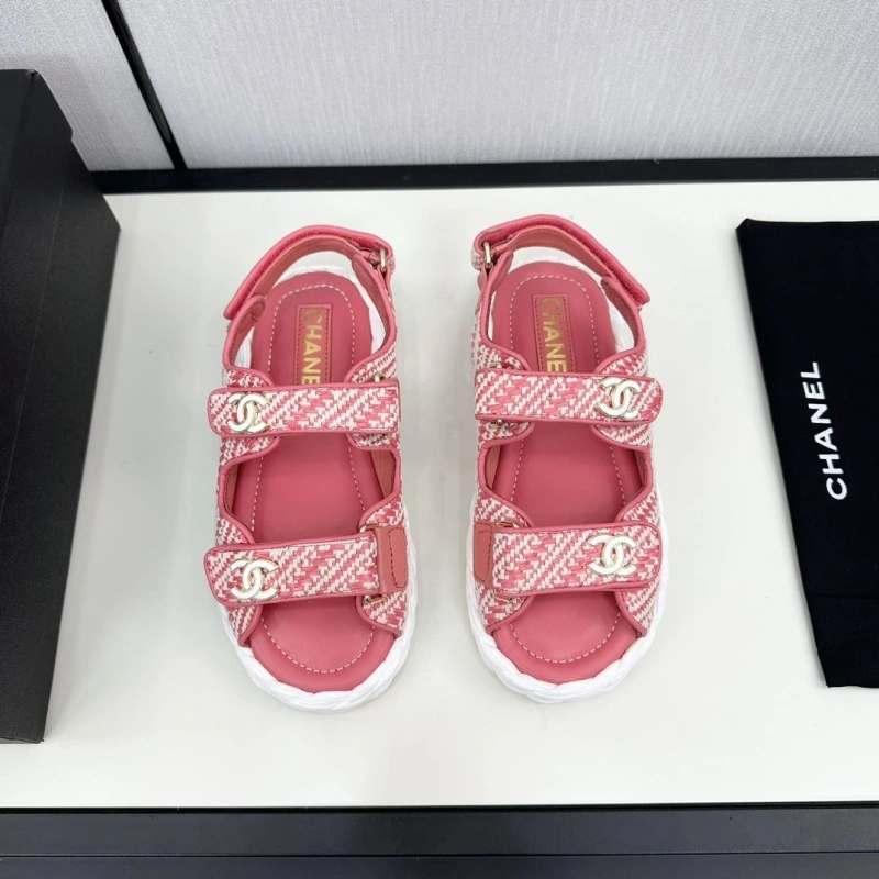 NewStyle Chxnxl Sandals 128538