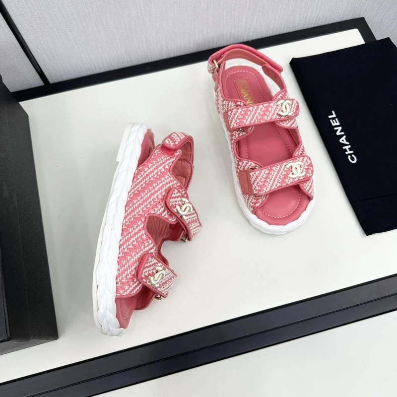 NewStyle Chxnxl Sandals 128538